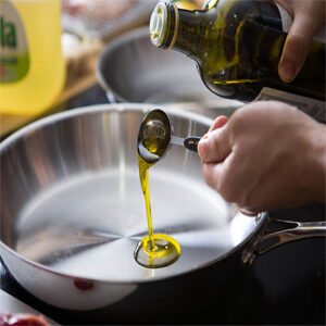 Used Light olive oil