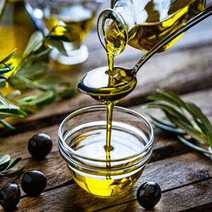 Crude Light olive oil